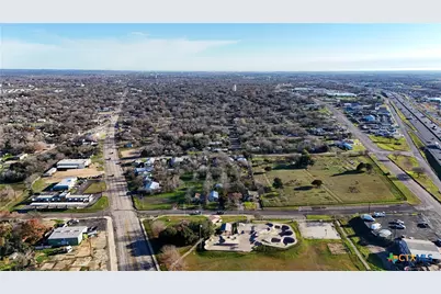 263 S Grape Avenue, New Braunfels, TX 78130 - Photo 11