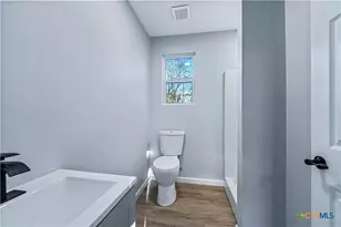 263 S Grape Ave, New Braunfels, TX 78130 - Photo 29