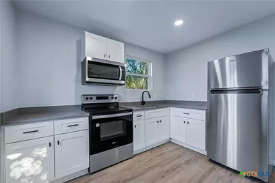 263 S Grape Avenue, New Braunfels, TX 78130 - Photo 33