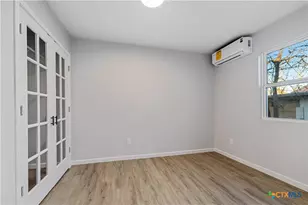 263 S Grape Ave, New Braunfels, TX 78130 - Photo 21