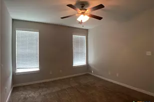 354 Creekside Curve, New Braunfels, TX 78130 - Photo 11