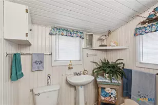 842 Burkett Dr, Seguin, TX 78155 - Photo 15