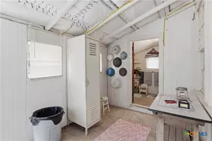 842 Burkett Dr, Seguin, TX 78155 - Photo 13