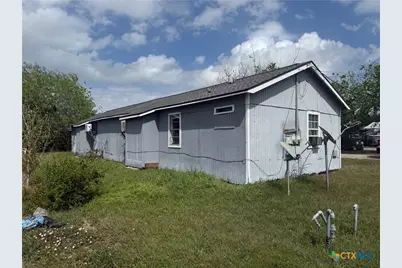 122 Parker Street, Port Lavaca, TX 77979 - Photo 3