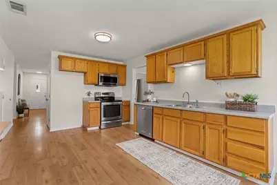 2002 E Young Avenue, Temple, TX 76501 - Photo 15