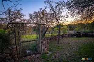 1285 Mission Valley Rd, New Braunfels, TX 78132 - Photo 17