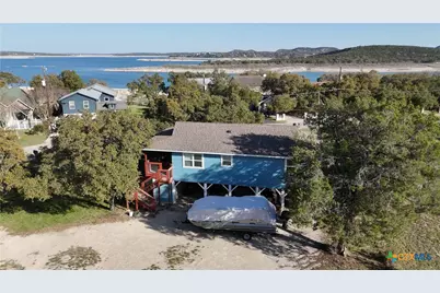 895 Lakebreeze Drive, Canyon Lake, TX 78133 - Photo 15