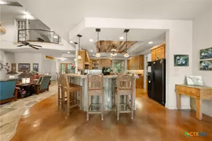 289 Mariposa Loop, New Braunfels, TX 78132 - Photo 5