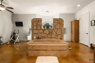 289 Mariposa Loop, New Braunfels, TX 78132 - Photo 25