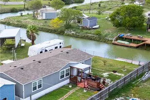 239 Allen M Parks, Rockport, TX 78382 - Photo 5