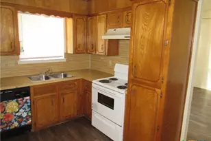 2406-B Shoemaker, Killeen, TX 76543 - Photo 5