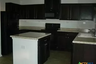 1509 Cap Ridge Peak, New Braunfels, TX 78130 - Photo 3