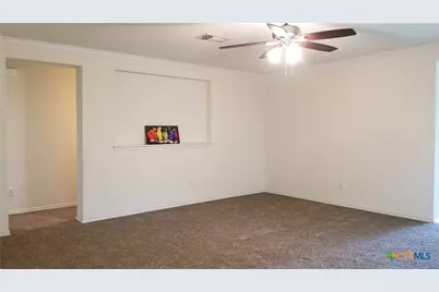 1509 Cap Ridge Peak, New Braunfels, TX 78130 - Photo 3