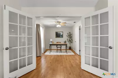 2002 E Young Avenue, Temple, TX 76501 - Photo 17