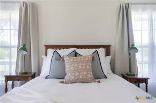 2002 E Young Ave, Temple, TX 76501 - Photo 11