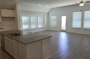 1233 Fox Wing Wy, New Braunfels, TX 78132 - Photo 13