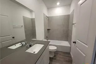 1233 Fox Wing Wy, New Braunfels, TX 78132 - Photo 11