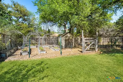 8 Hawthorn Court, Belton, TX 76513 - Photo 17