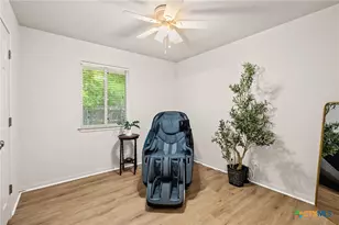 8 Hawthorn Ct, Belton, TX 76513 - Photo 9