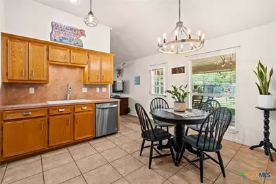 8 Hawthorn Court, Belton, TX 76513 - Photo 7