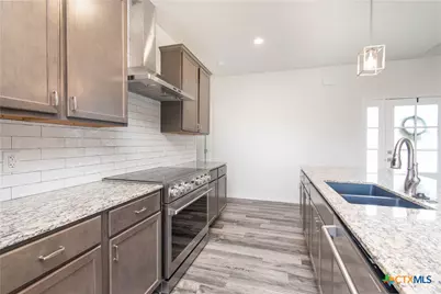 102 Carley Court, Little River Academy, TX 76554 - Photo 9