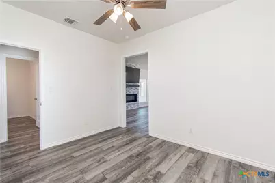 102 Carley Court, Little River Academy, TX 76554 - Photo 17