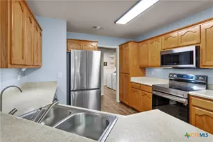 1906 Round Table, New Braunfels, TX 78130 - Photo 19