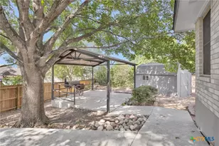 1906 Round Table, New Braunfels, TX 78130 - Photo 39