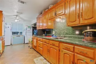 3039 Boys Ranch Rd, Kempner, TX 76539 - Photo 17