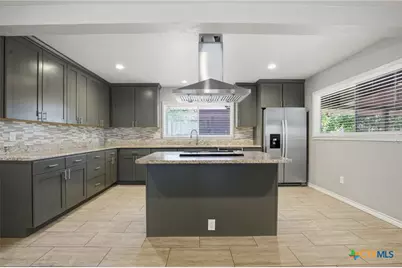 1225 N Unicorn Avenue, New Braunfels, TX 78130 - Photo 1
