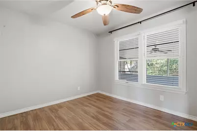 1225 N Unicorn Avenue, New Braunfels, TX 78130 - Photo 15