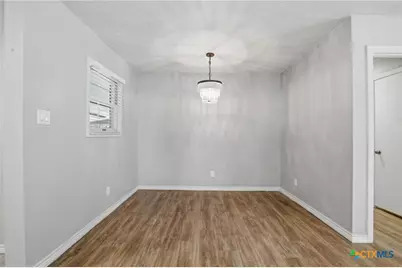 1225 N Unicorn Avenue, New Braunfels, TX 78130 - Photo 9