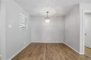 1225 N Unicorn Ave, New Braunfels, TX 78130 - Photo 9