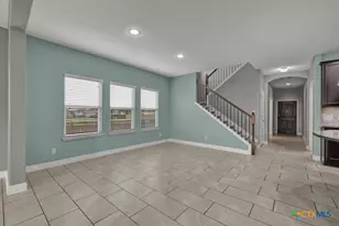 757 Cornflower Ct, New Braunfels, TX 78130 - Photo 7