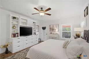 1454 Janets Way, New Braunfels, TX 78130 - Photo 17