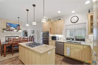 1454 Janets Way, New Braunfels, TX 78130 - Photo 13