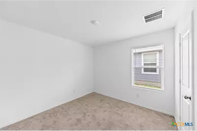 512 Texas Angel Way, Jarrell, TX 76537 - Photo 9