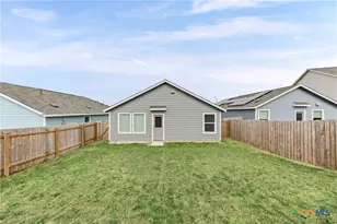 512 Texas Angel Wy, Jarrell, TX 76537 - Photo 17