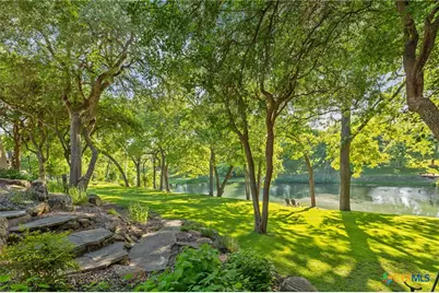 1033 River Terrace, New Braunfels, TX 78130 - Photo 31