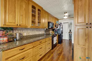 1636 Marigold Dr Dr, New Braunfels, TX 78130 - Photo 9