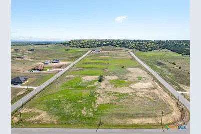 1138 Holden Loop, Copperas Cove, TX 76522 - Photo 15