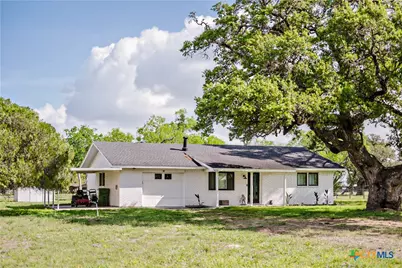 522 Mulberry Road, Cuero, TX 77954 - Photo 1