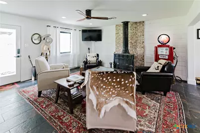 522 Mulberry Road, Cuero, TX 77954 - Photo 9