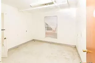 111 S 33rd St, Temple, TX 76504 - Photo 11