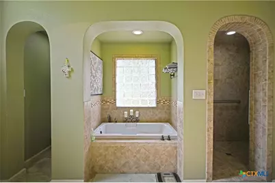 877 Twin Oaks Drive, New Braunfels, TX 78130 - Photo 29