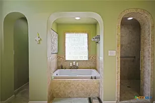 877 Twin Oaks Dr, New Braunfels, TX 78130 - Photo 29