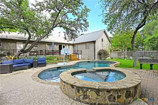 877 Twin Oaks Dr, New Braunfels, TX 78130 - Photo 33