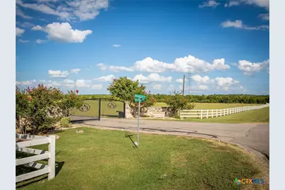 12407 Aquaplex Drive, Buda, TX 78610 - Photo 45