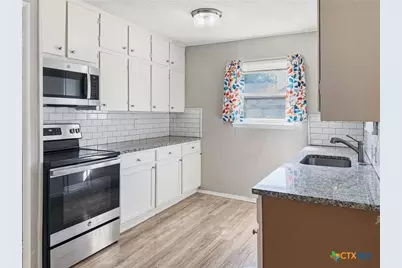 240 Tom Sawyer Street, Evant, TX 76525 - Photo 5