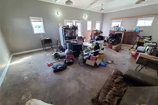 203 N West St, Yorktown, TX 78164 - Photo 19